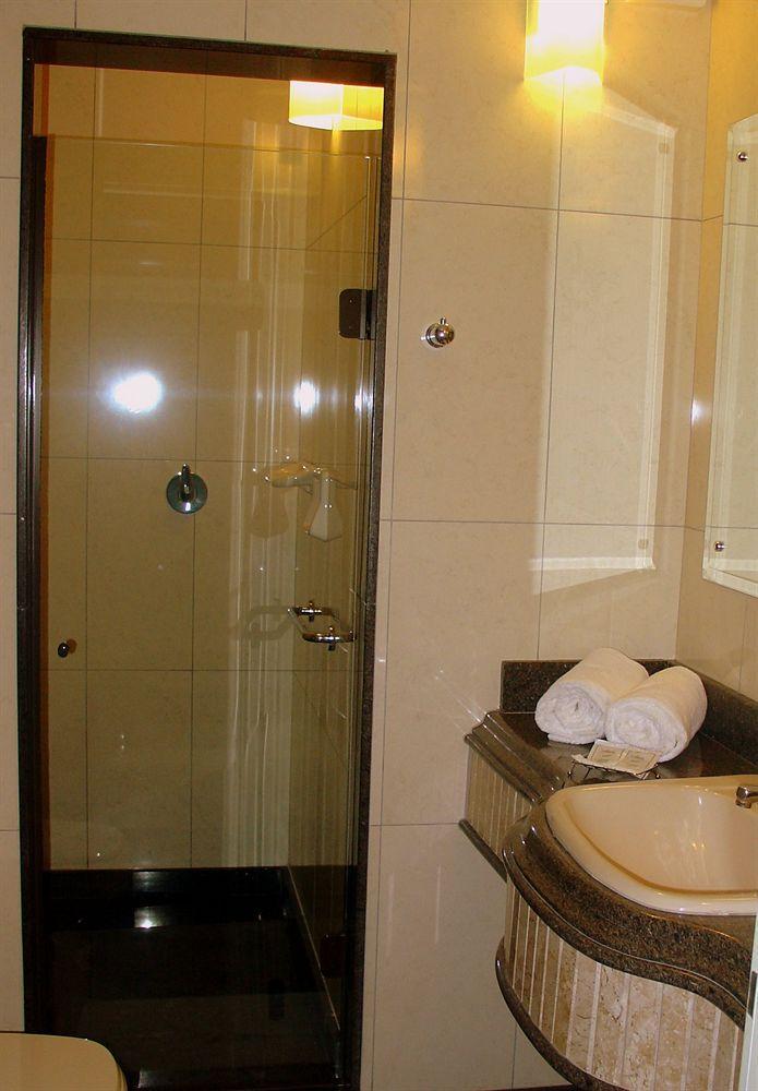 Hotel Confiance Batel Curitiba